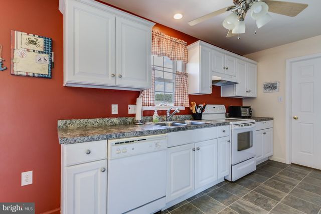 30419 E BARRIER REEF BLVD, Lewes, DE 19958