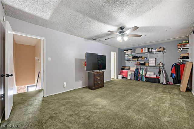 221 Pecos Way, Las Vegas, NV 89121
