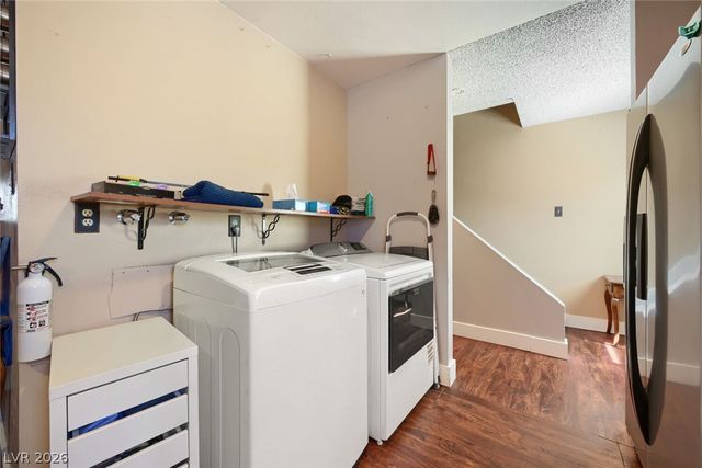 221 Pecos Way, Las Vegas, NV 89121