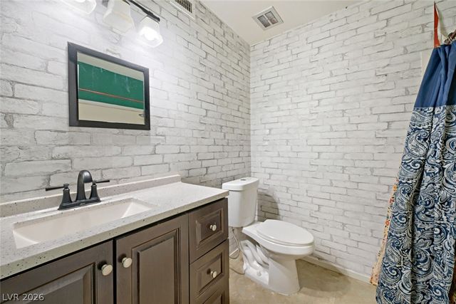 221 Pecos Way, Las Vegas, NV 89121