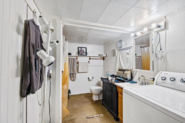 7701 N Fail Road, La Porte, IN 46350