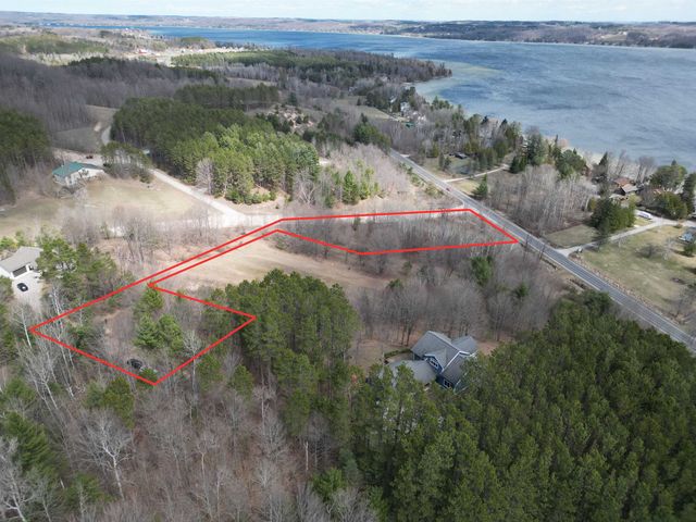 00 S Lake Shore Drive, Cedar, MI 49621