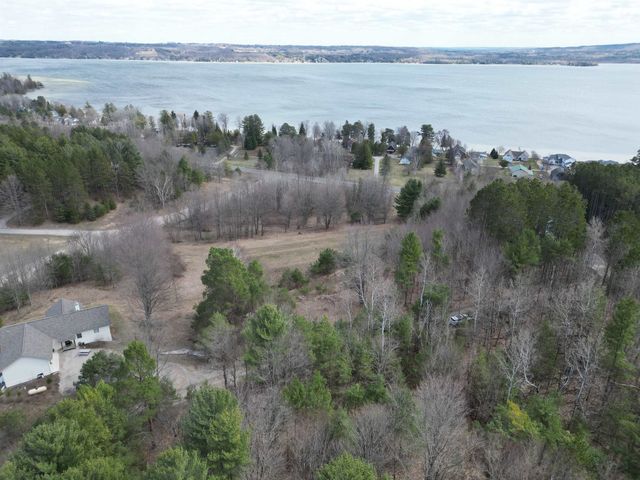 00 S Lake Shore Drive, Cedar, MI 49621