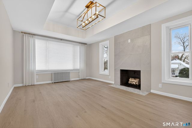 87 West Street, Manchester, CT 06040