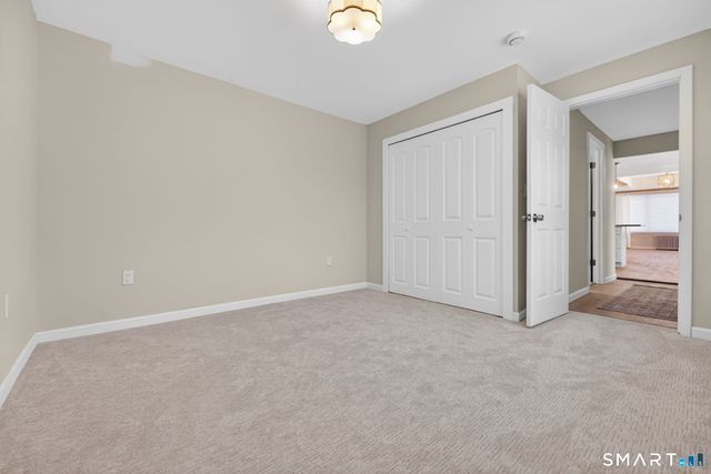 87 West Street, Manchester, CT 06040