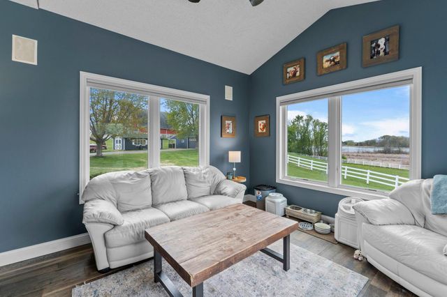 8665 Pioneer Trail, Loretto, MN 55357
