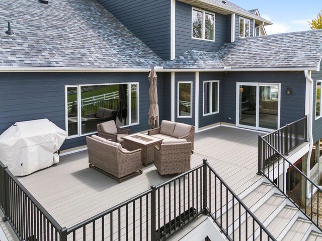 8665 Pioneer Trail, Loretto, MN 55357