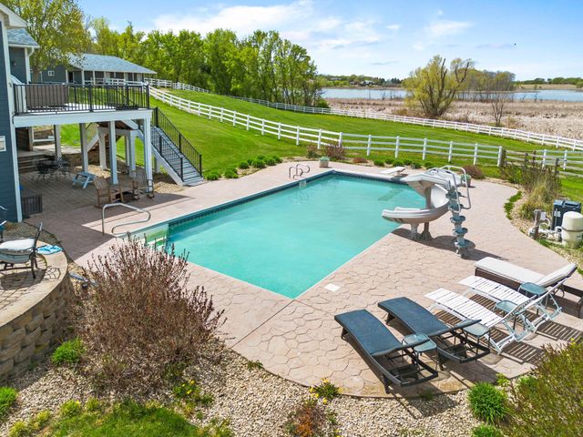 8665 Pioneer Trail, Loretto, MN 55357