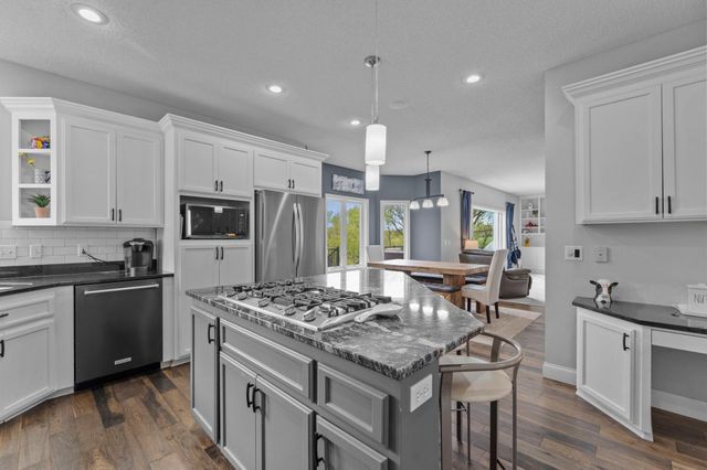 8665 Pioneer Trail, Loretto, MN 55357