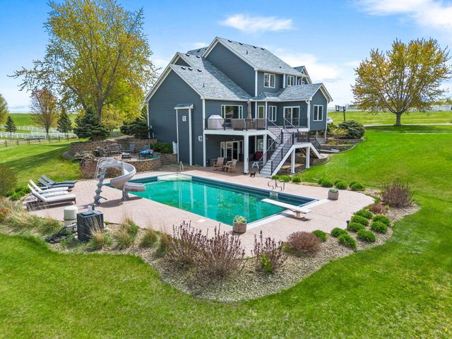 8665 Pioneer Trail, Loretto, MN 55357