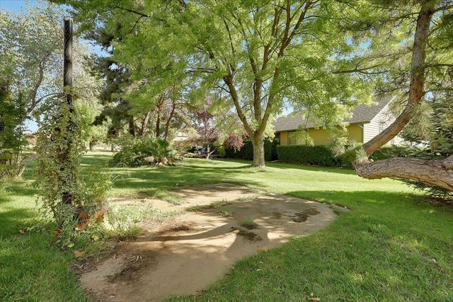 8890 Daguerra Point Dr, Marysville, CA 95901