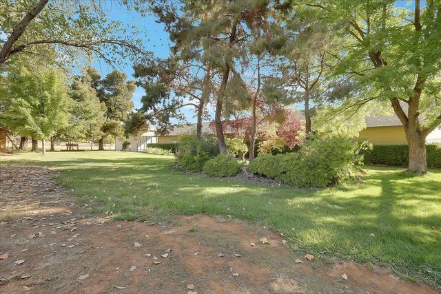 8890 Daguerra Point Dr, Marysville, CA 95901
