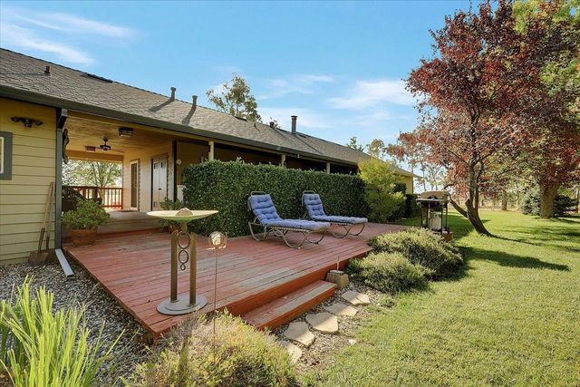 8890 Daguerra Point Dr, Marysville, CA 95901