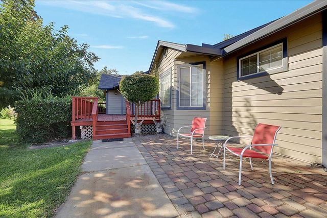 8890 Daguerra Point Dr, Marysville, CA 95901