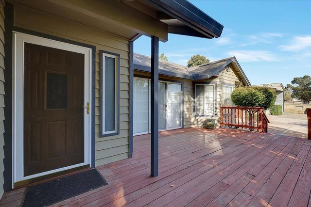 8890 Daguerra Point Dr, Marysville, CA 95901