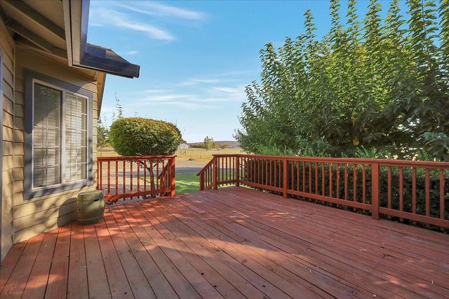 8890 Daguerra Point Dr, Marysville, CA 95901