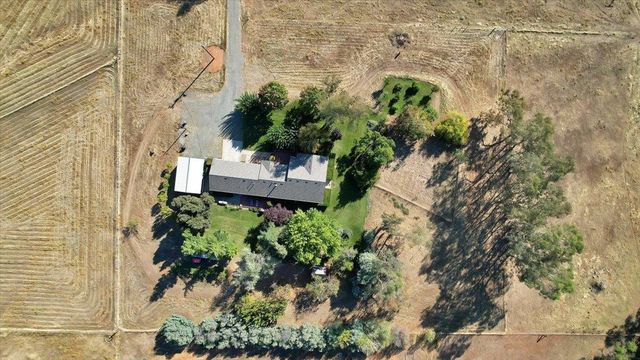8890 Daguerra Point Dr, Marysville, CA 95901