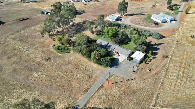8890 Daguerra Point Dr, Marysville, CA 95901
