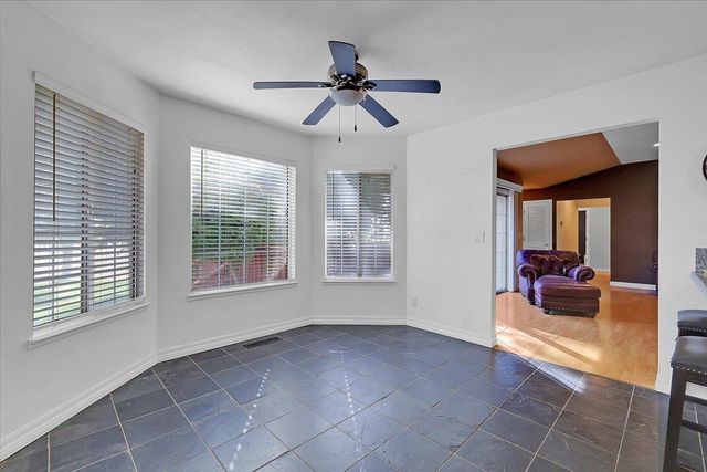 8890 Daguerra Point Dr, Marysville, CA 95901