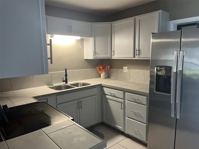1026 CANAL DRIVE W, Lakeland, FL 33801