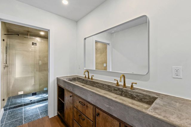 1621 Garden ST A, Austin, TX 78702