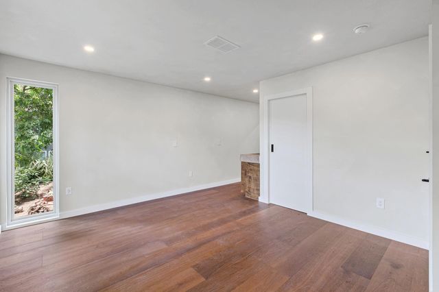 1621 Garden ST A, Austin, TX 78702