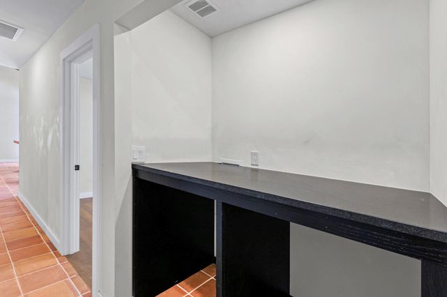 1621 Garden ST A, Austin, TX 78702