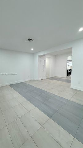 2021 Meridian Ave 6, Miami Beach, FL 33139
