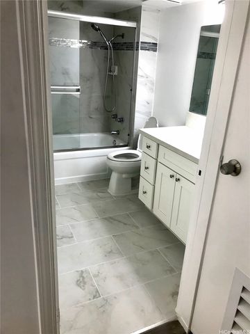1750 kalakaua Avenue 202, Honolulu, HI 96826