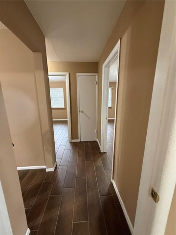 11216 Rusty Street, Houston, TX 77093