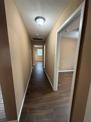 11216 Rusty Street, Houston, TX 77093