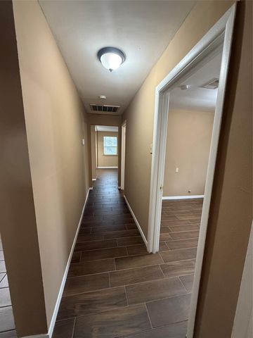 11216 Rusty Street, Houston, TX 77093