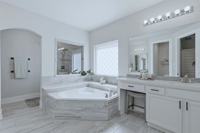 15133 Mahogany Trail, Conroe, TX 77302