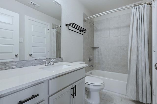 15133 Mahogany Trail, Conroe, TX 77302