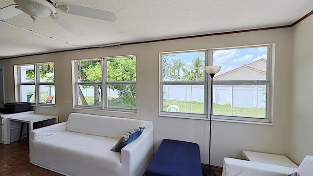 411 SE 4th Street, Dania Beach, FL 33004
