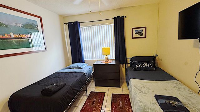 411 SE 4th Street, Dania Beach, FL 33004