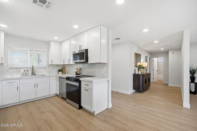 11081 W TIMBERLINE Drive, Sun City, AZ 85351