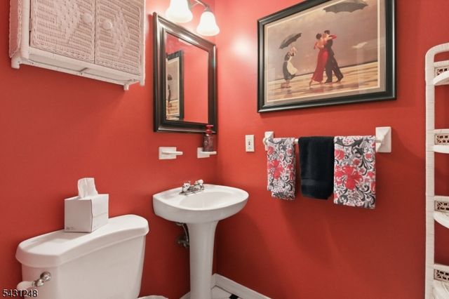 7 Marla Ter, Roxbury Twp., NJ 07836