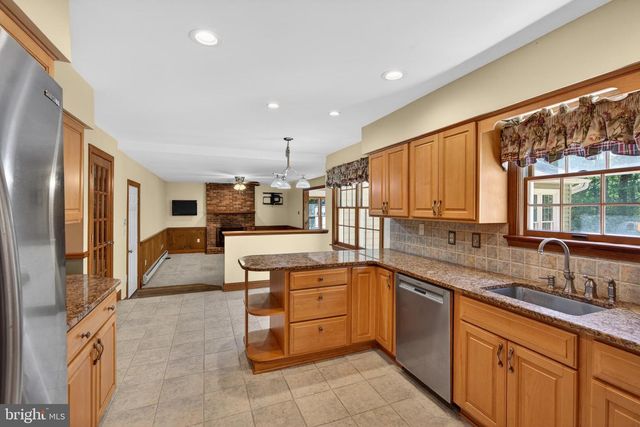 2485 CAMP ROCK HILL, Quakertown, PA 18951