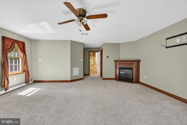 2485 CAMP ROCK HILL, Quakertown, PA 18951