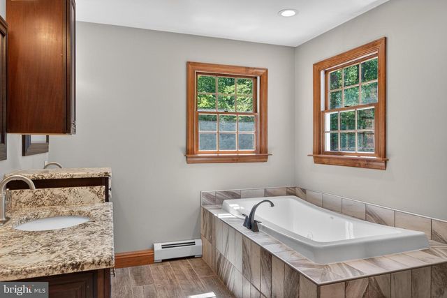 2485 CAMP ROCK HILL, Quakertown, PA 18951