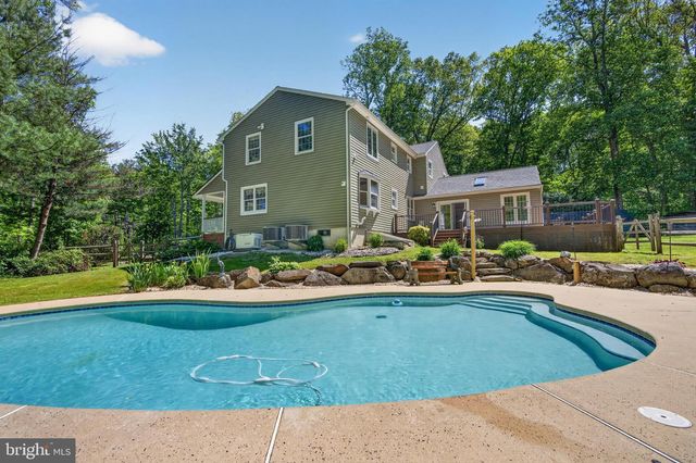 2485 CAMP ROCK HILL, Quakertown, PA 18951