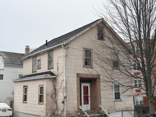 66 Sagamore St, Lynn, MA 01902