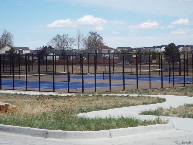 284 Vista Cliff Cir, Castle Rock, CO 80104