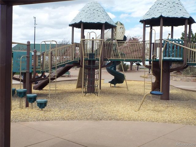 284 Vista Cliff Cir, Castle Rock, CO 80104