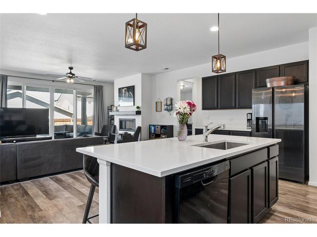 284 Vista Cliff Cir, Castle Rock, CO 80104