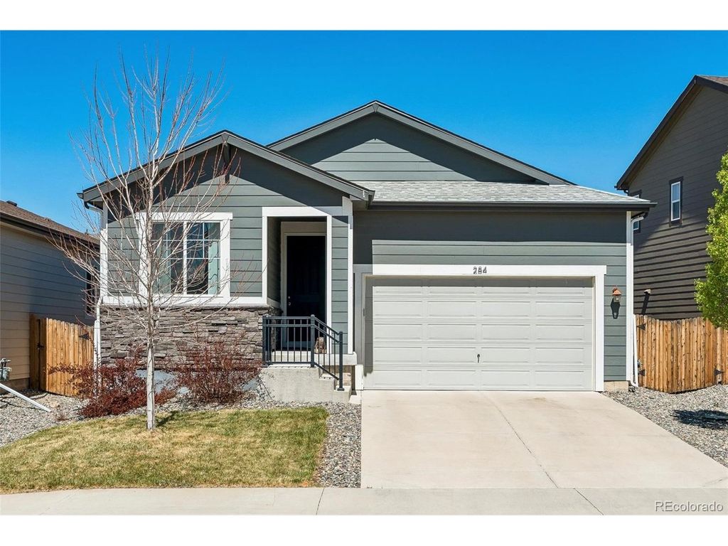 284 Vista Cliff Cir, Castle Rock, CO 80104