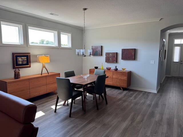 6252 Windcliff Drive, Grove City, OH 43123