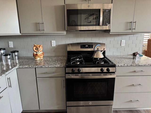 6252 Windcliff Drive, Grove City, OH 43123