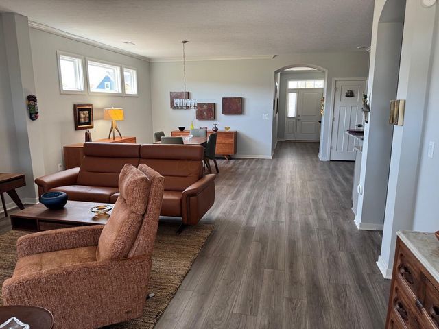 6252 Windcliff Drive, Grove City, OH 43123